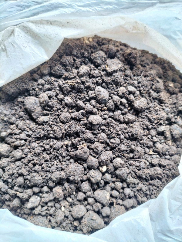 Vermicompost Fertilizer, Vegetables, Grade Standard: Bio-tech Grade
